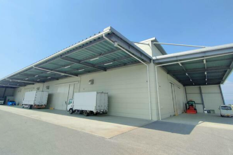 【賃貸】滋賀県愛知郡愛荘町1,385.80m2(419.20坪)の貸し倉庫（貸倉庫）・賃貸倉庫の外観